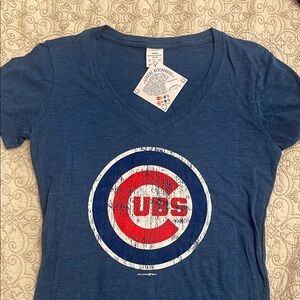 Women’s Blue Chicago Cubs V-Neck T-Shirt, Small, NWT